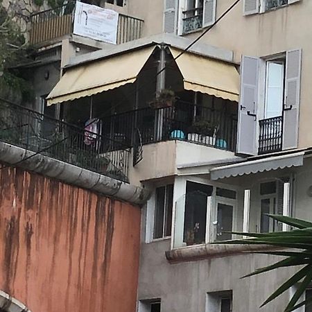 Casa Vacanza In Costa Azzurra Lägenhet Menton Exteriör bild